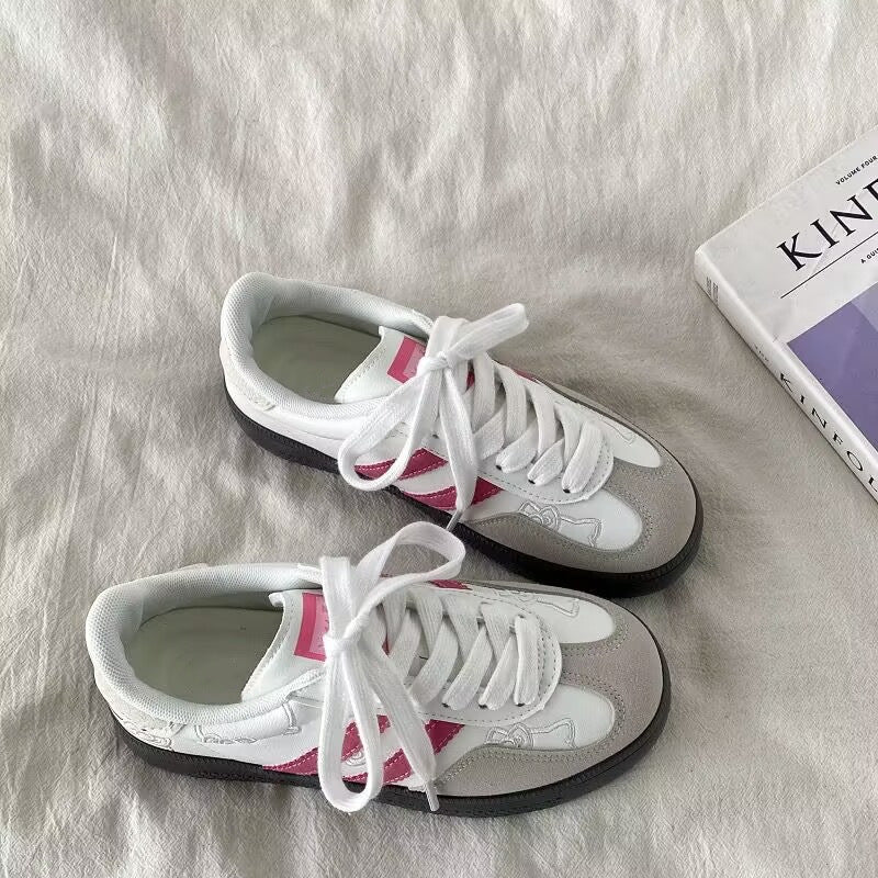 Maia Youthful Sneakers