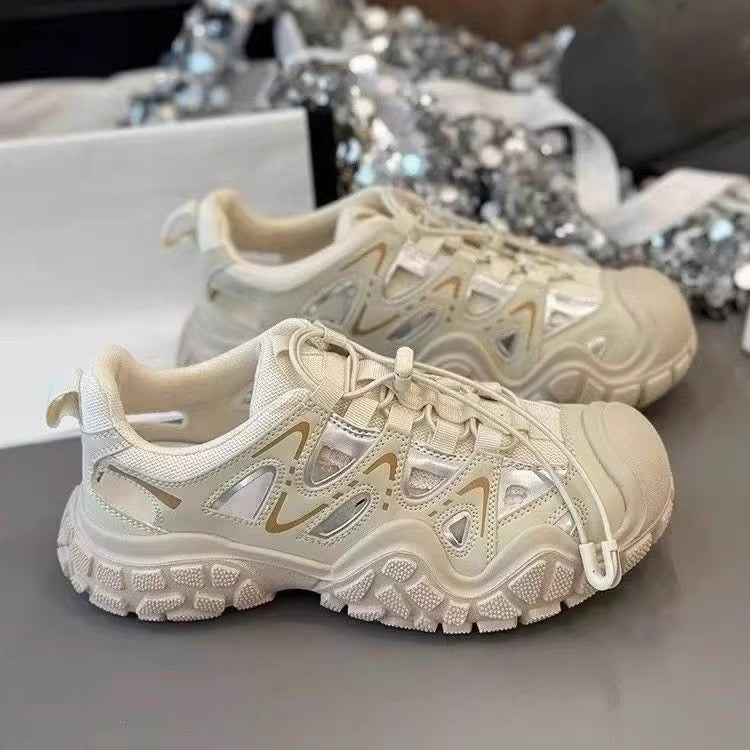 Nova Performance Sneakers