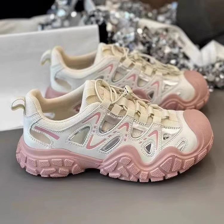 Nova Performance Sneakers