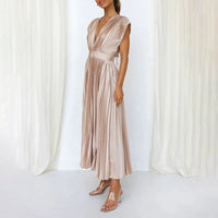 Evie - Timeless Pleated Midi Dress