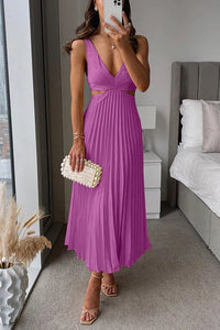 Lou - Flowing Pleated Maxi Dress