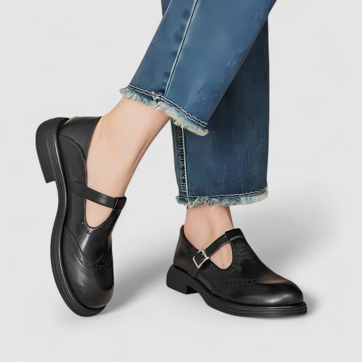Daisi | Elegant Mary Jane Shoes Black