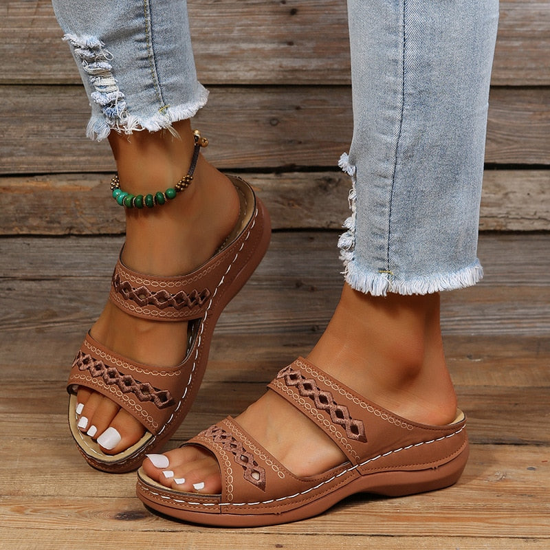 Nell – Padded Orthopedic Sandals