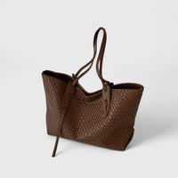 Lucinda – Elegant Woven Tote Bag