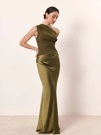 Charlotte - Maxi Dress with a Guilt in Satin
