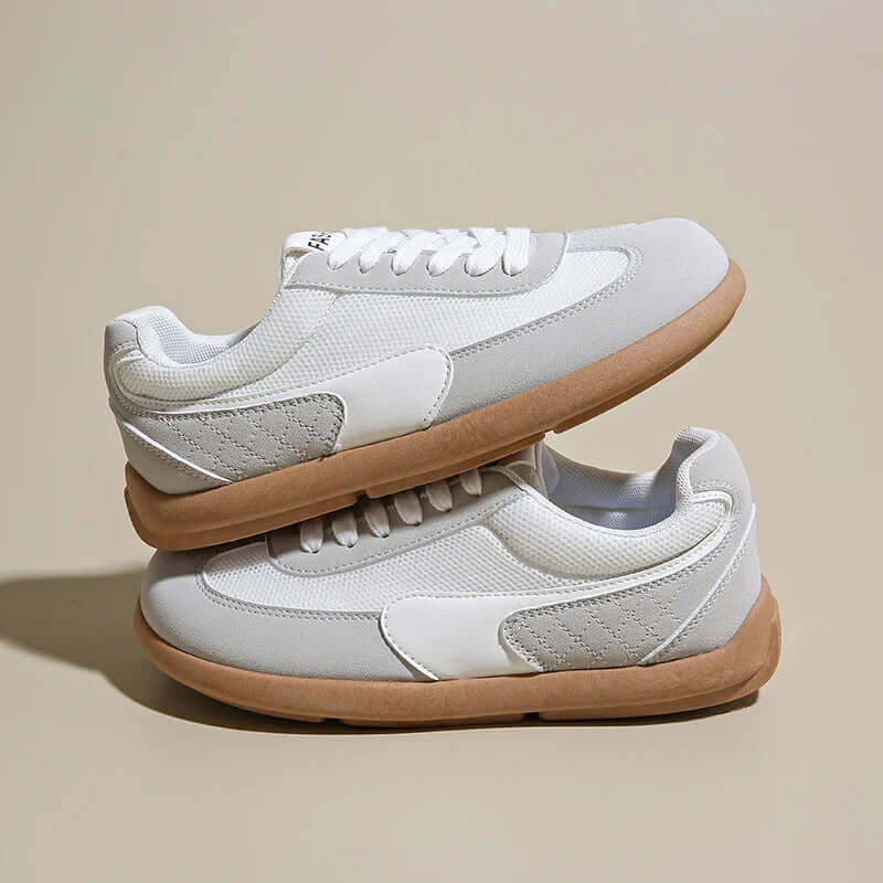 Sarah – Shoes with a Wide Toe Cap