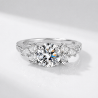 SILVER ROUND ZIRCONIA VINTAGE RING