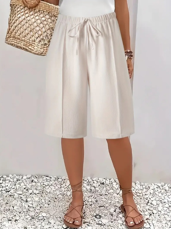 Nadia – Elegant Comfort Shorts