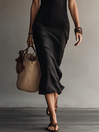 Davina – Sleeveless Black Lace Midi Dress