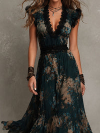 Petra – Floral Tiered Maxi Dress