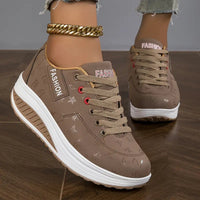 Laurel - Minimalist Platform Lace-Up Sneakers