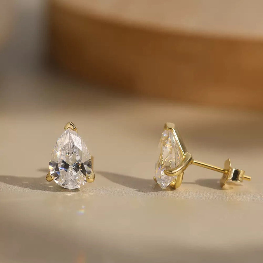 2ct Drop-Shaped Diamond Necklace