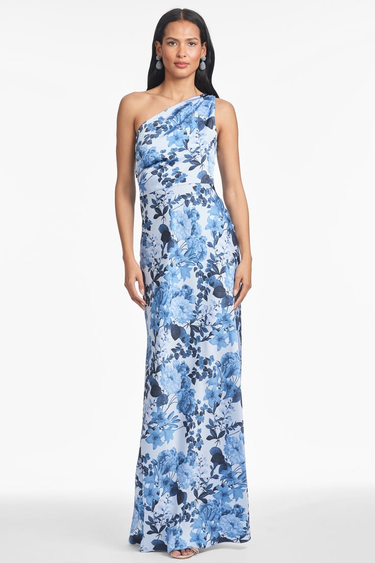 DELPHINE GOWN - CEYLON FLORIBUNDA