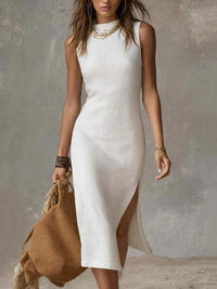 Tilda – Ribbed Midi Dress with Side Slit Elegance