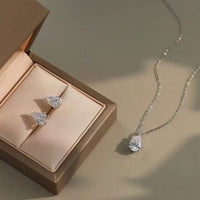 2ct Drop-Shaped Diamond Necklace