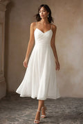 Weies Midi Chiffon Standesamt Kleid Mit Spaghettitragern In A Linie