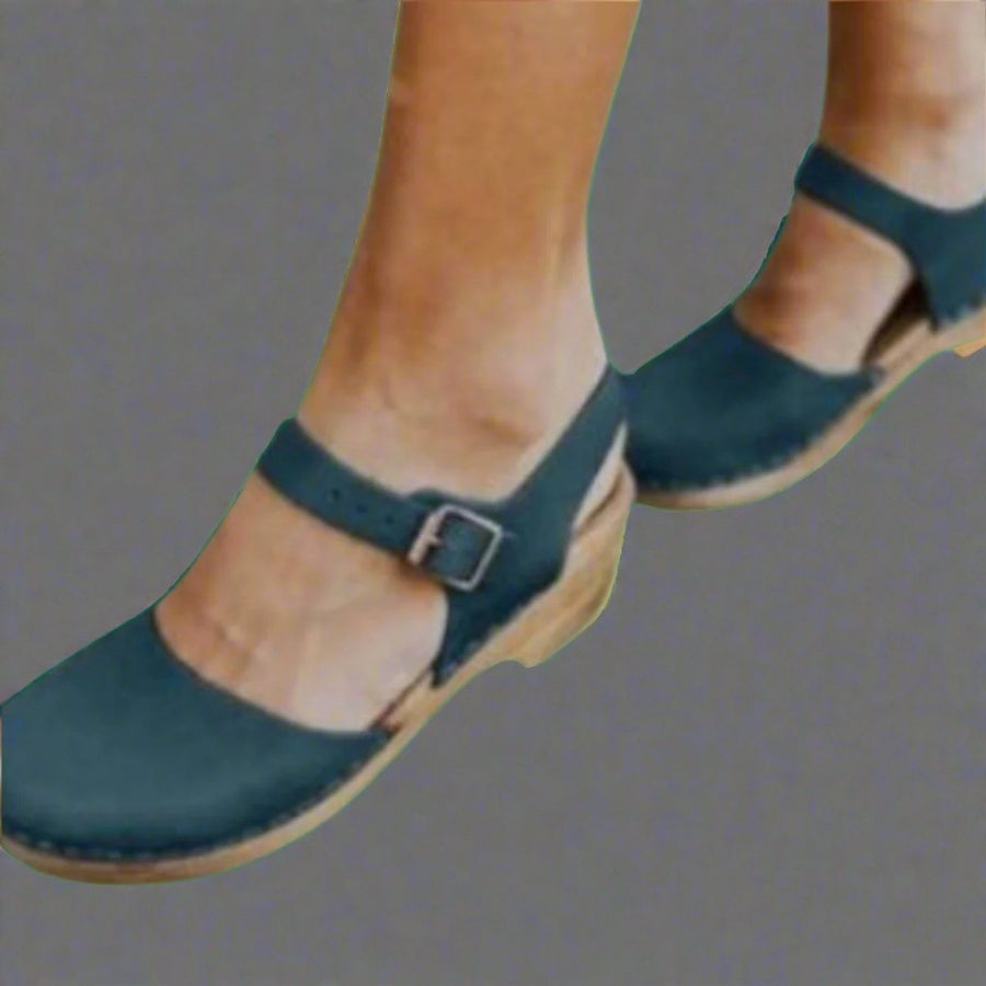 Bettany | Women's Platform Clog Ankle Strap Closed Toe Shoe