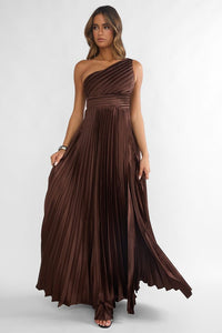 Brown Goddess Aura Pleated Maxi Dress Chocolate