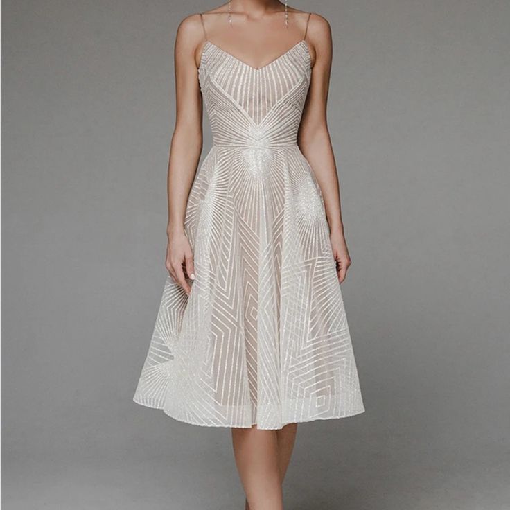 Elegant White Geometric Pattern Dress Color: Cream Silver Size: S