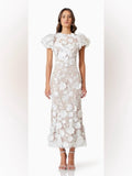 Elliatt Dress Elliatt White 3d Floral Lace Midi Dress Color: Tan White