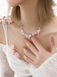 BLOSSOM NECKLACE