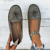 Natalie – Classic Loafers with Tassel Detail