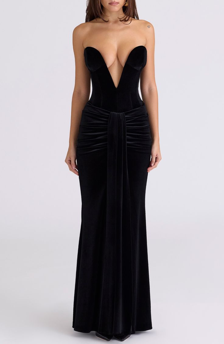 Vienne Deep Plunge Neck Velvet Gown In Black At , Size X Small