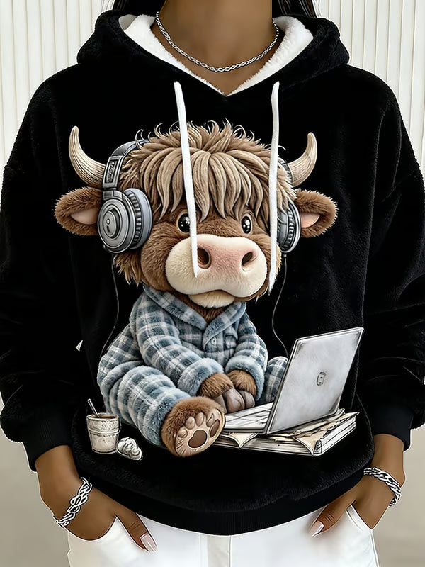Maisie – Cozy Highland Cow Hoodie