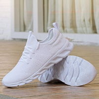 Demi – Comfortable Outdoor Shoes