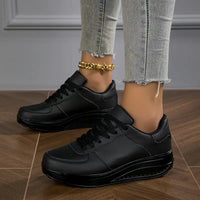 Laurel - Minimalist Platform Lace-Up Sneakers