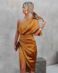 Delara | Women's One Shoulder Ruched Midi Dress