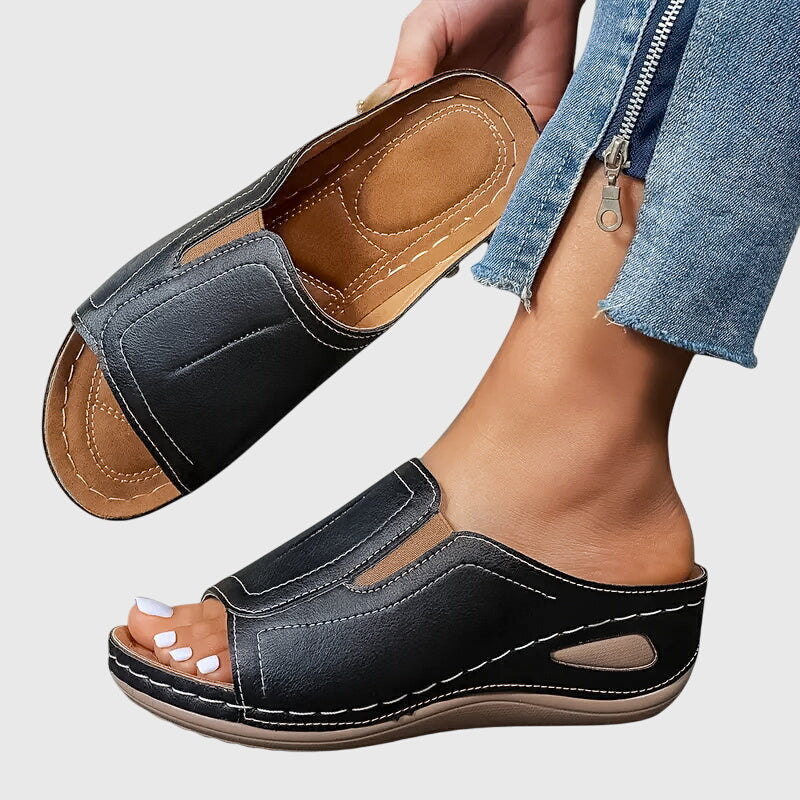 Hadley - Orthopedic Sandals