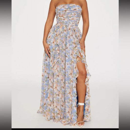 Fashion Nova Dress Floral Strapless Maxi Dress Color: Blue Cream Size:
