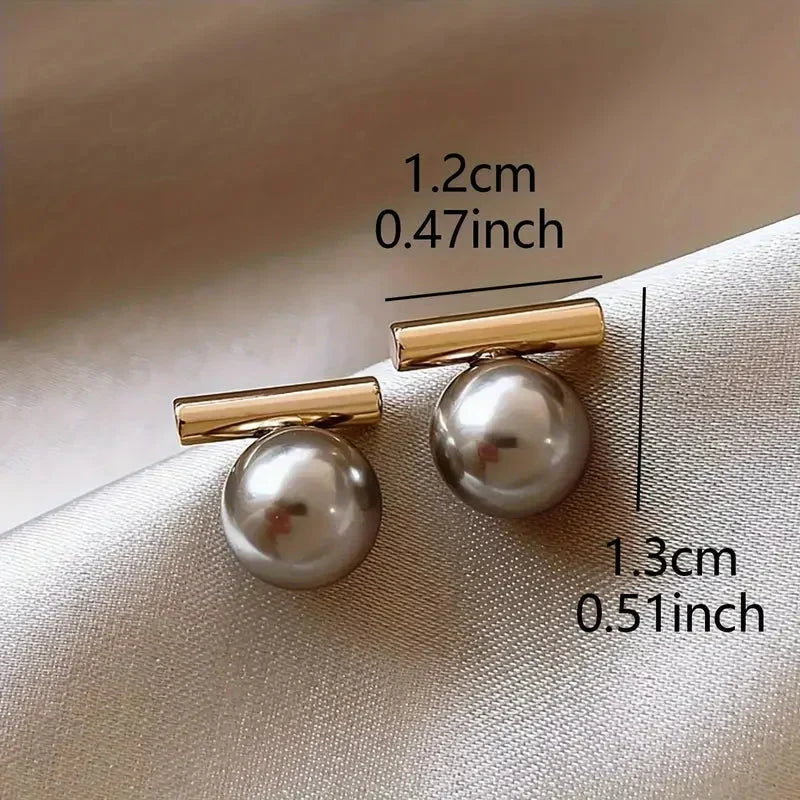 Eulalie – Dark Pearl Stud Earrings
