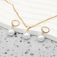 Elowen – Elegant Pearl Necklace & Earrings Set