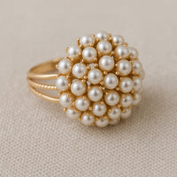 Genevieve – Elegant Pearl & Gold Ring