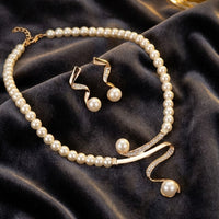 Adeline – Elegant Natural Pearl Necklace Set