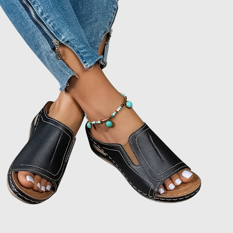 Hadley - Orthopedic Sandals