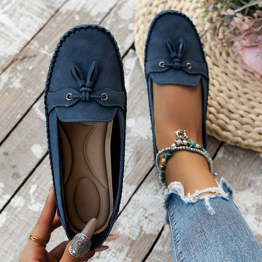 Natalie – Classic Loafers with Tassel Detail