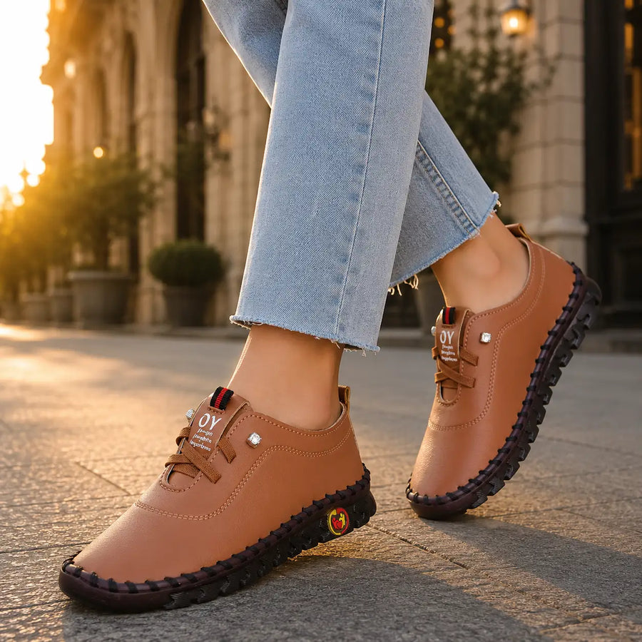 Clover - Orthopaedic Comfort Trainers