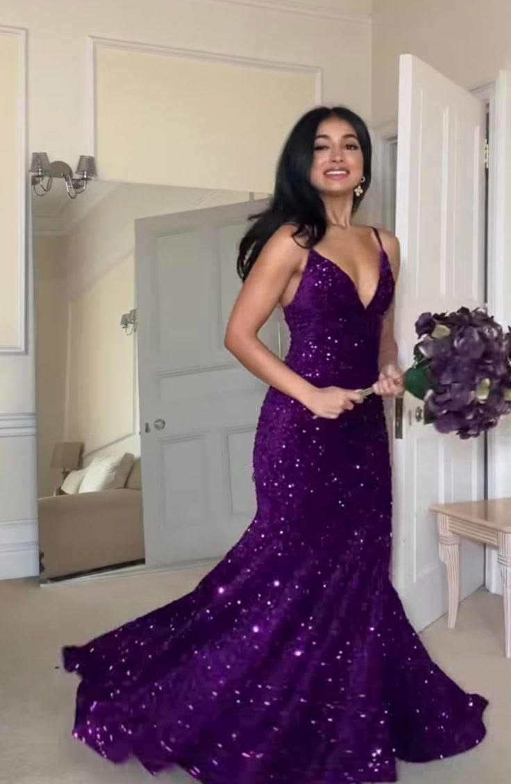Fashion Purple Spaghetti Straps V Neck Sequin Mermaid Party Dress Long