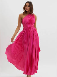 Selfie Leslie Dress Selfie Leslie Hot Pink Pleated Maxi Dress S Color: