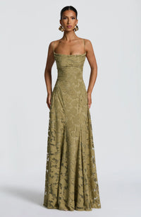 Calliope – Flowing Maxi Dress
