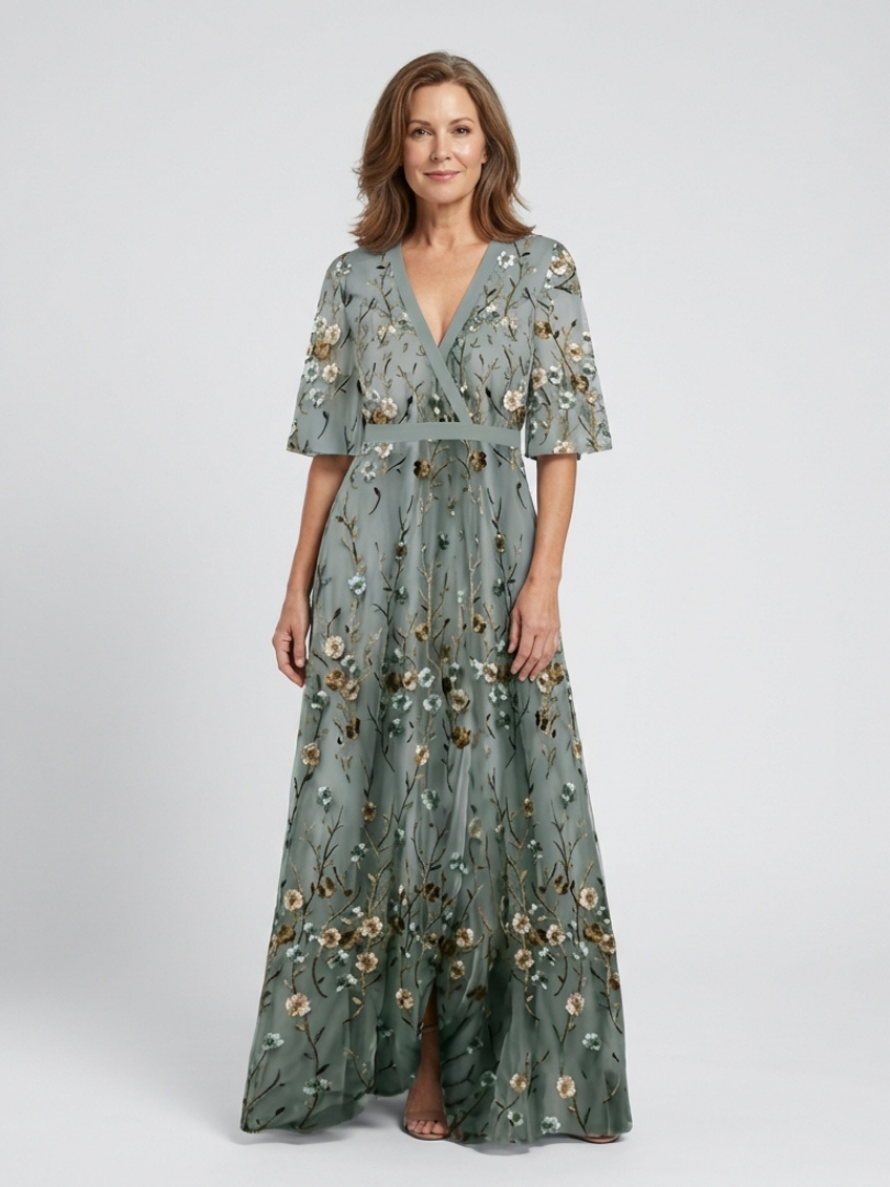 Flora – Floral V-Neck Maxi Dress with Short Sleeves
