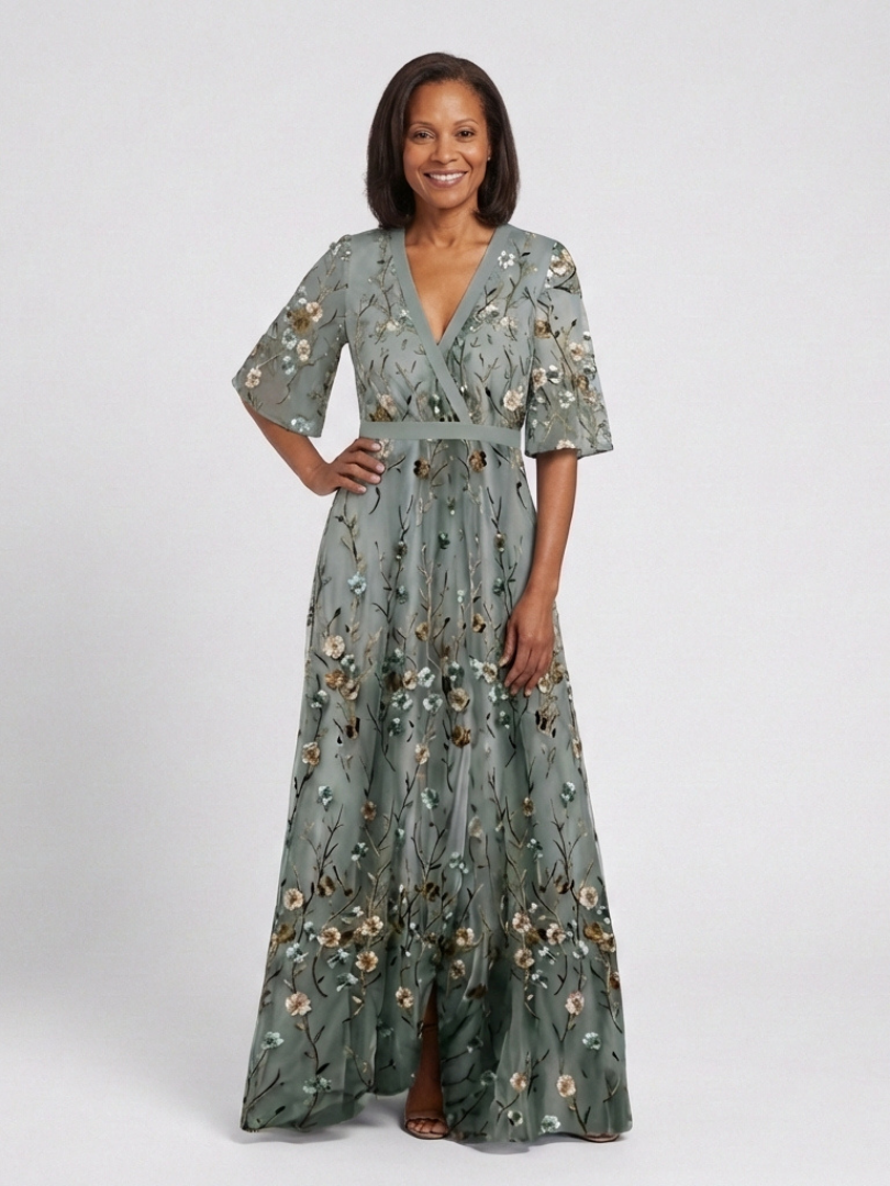 Flora – Floral V-Neck Maxi Dress with Short Sleeves