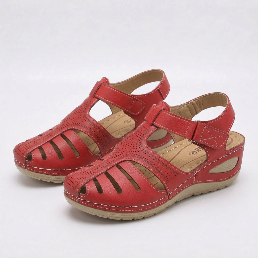 Verity – Comfort Sandals with a Gentle Lift
