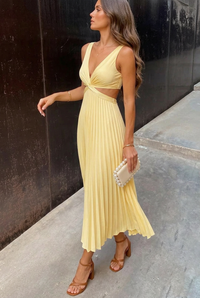 Lou - Flowing Pleated Maxi Dress