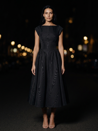 CAMILLE ELEGANCE MIDI DRESS Zwart front