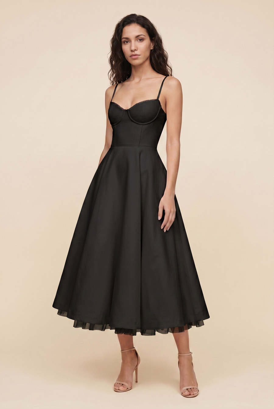 Amelie Black front