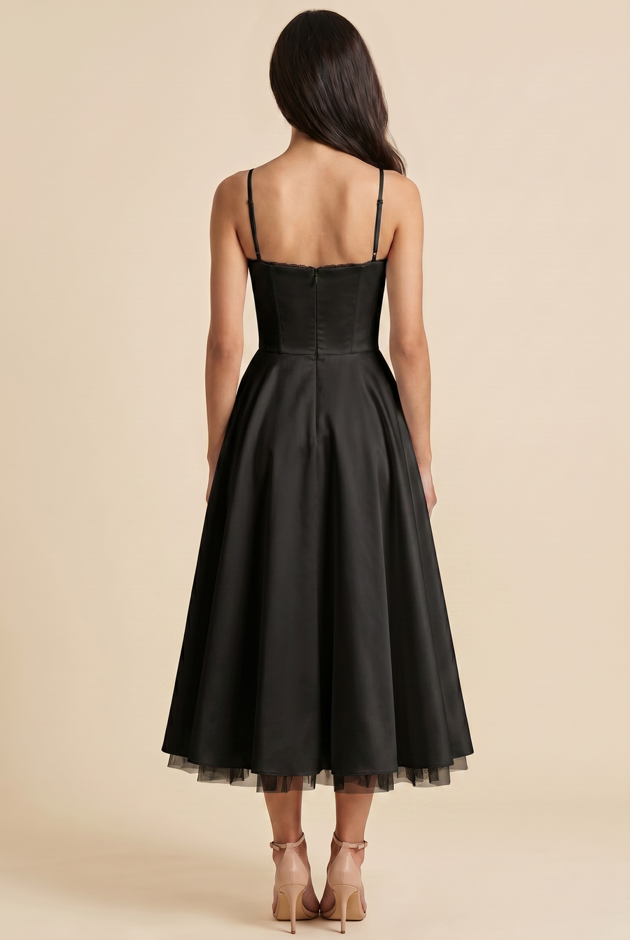 Amelie Black back